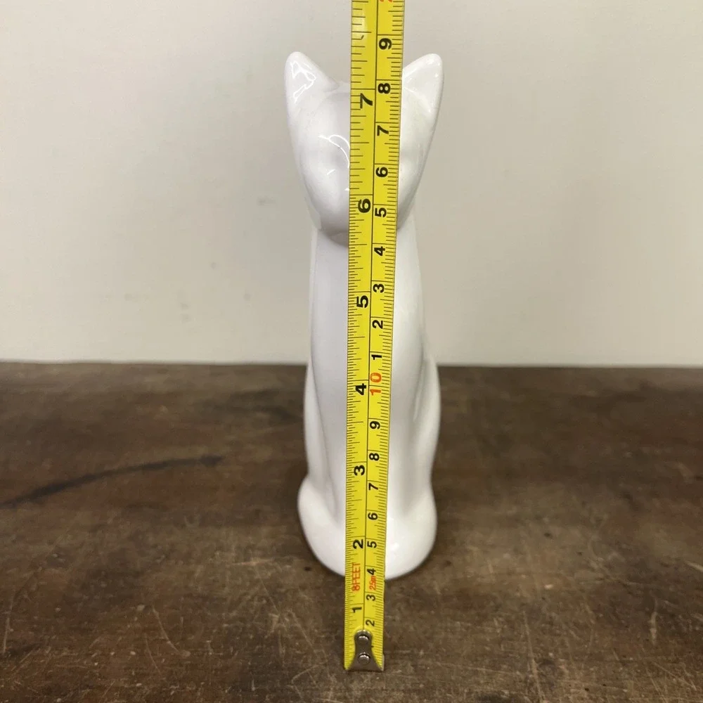 White Porcelain Ceramic Kitty Cat Sitting Figurine 7.5